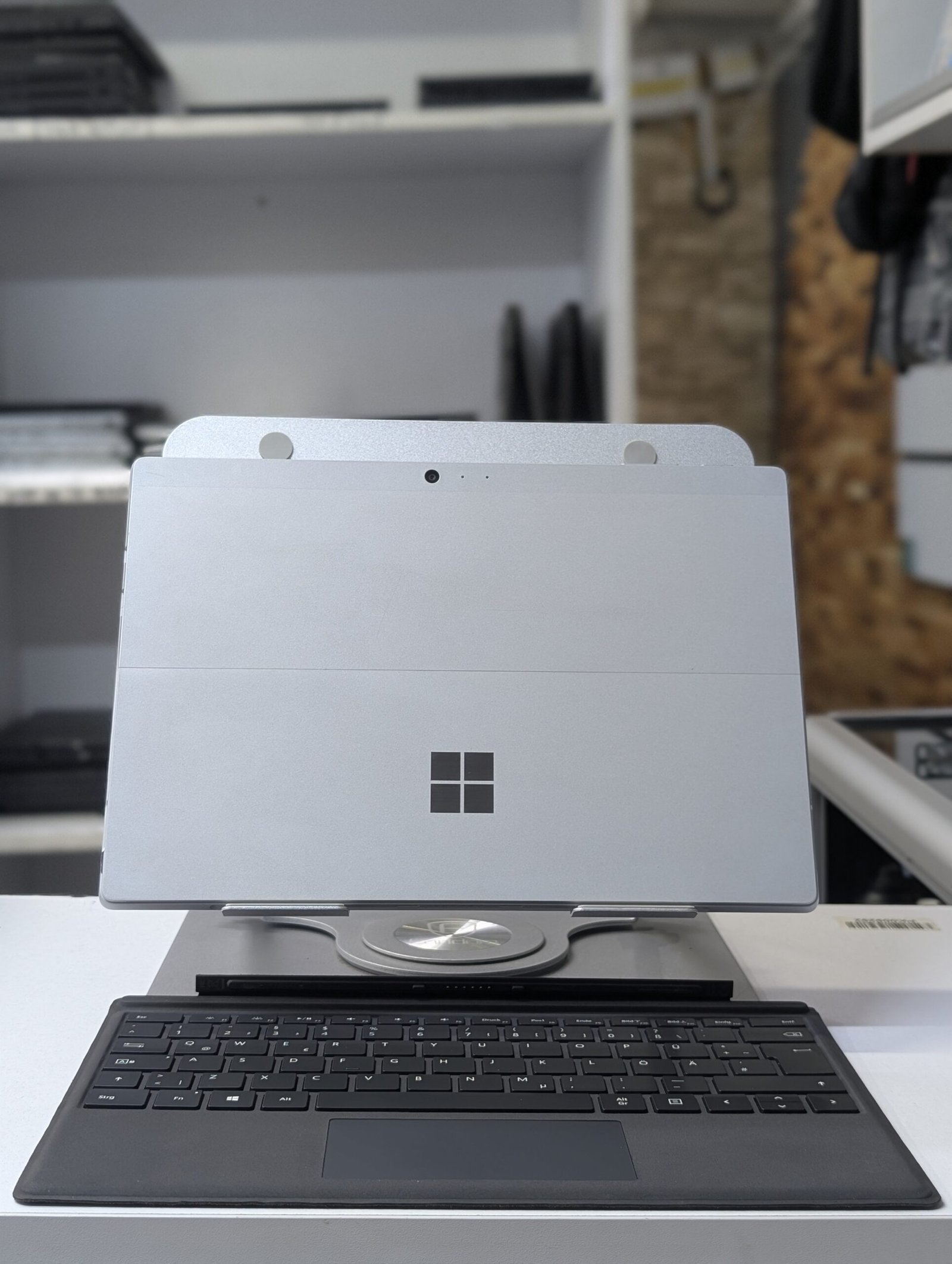 Microsoft Surface Pro 5 7th Intel Core i7-7300U 16GB RAM 512GB SSD 12.3" 2K PixelSense Touchscreen Display Detachable Type Cover with Backlit Keys Intel HD Graphics 620 6 Months Warranty ExUK Tablet - Image 6