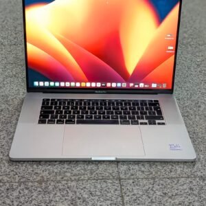 MacBook Pro 15" (2017, A1707) – Core i7, 16GB RAM, 256GB SSD, 2GB VGA